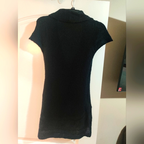 Derek Heart Cap Sleeve, cross Wrap Sweater with Buckle. Black-M - Picture 2 of 5